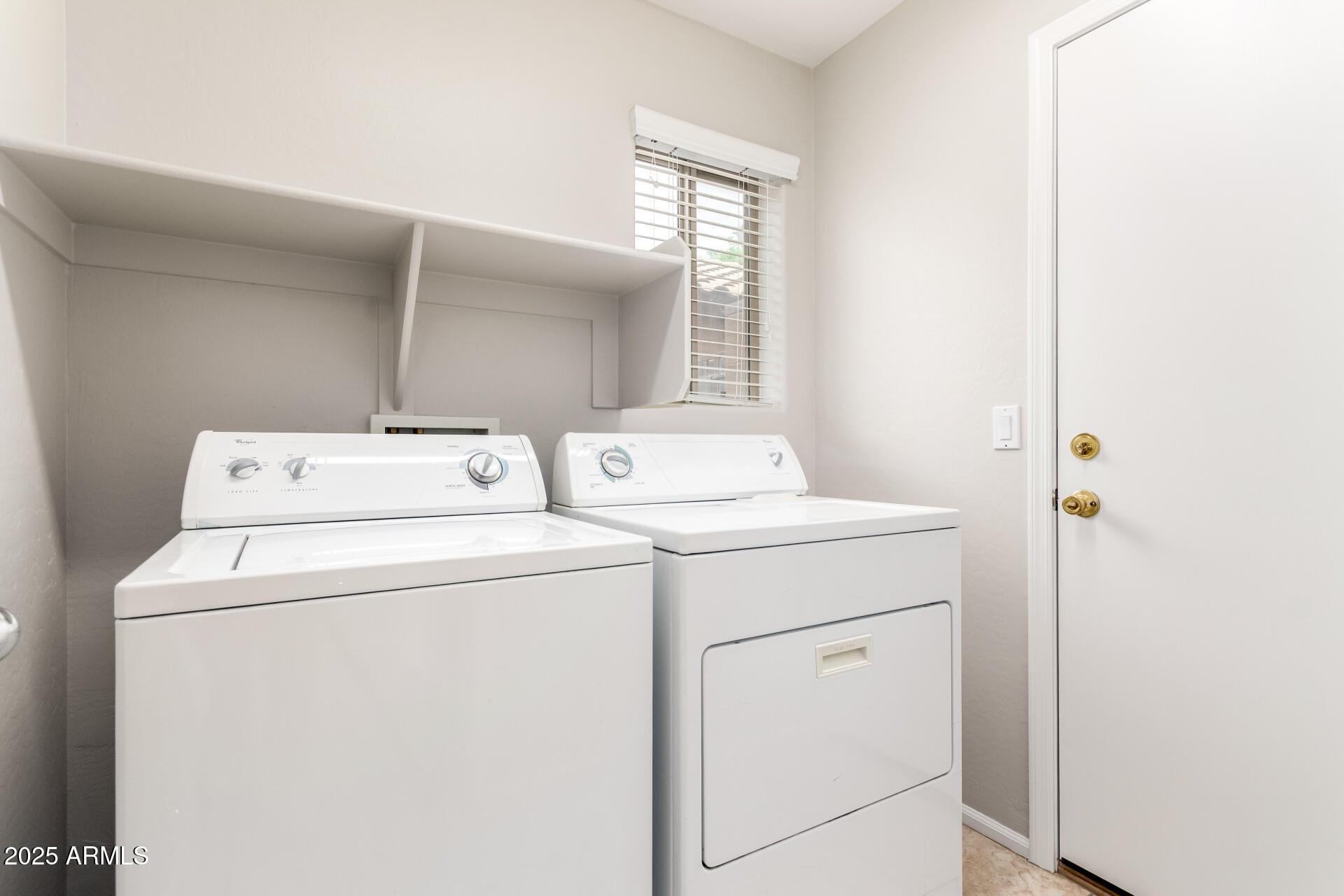 44865 West Woody Road Maricopa, AZ 85139 - Photo 28 of 36 28 Laundry Room