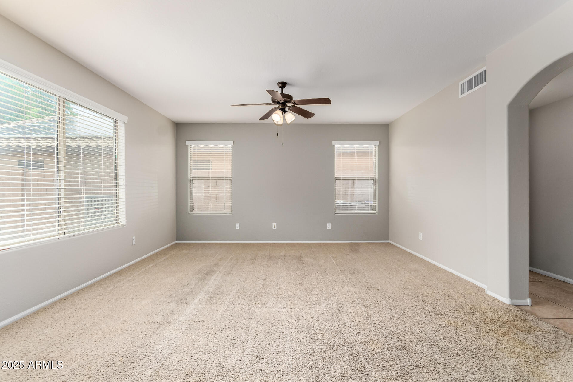 44865 West Woody Road Maricopa, AZ 85139 - Photo 8 of 36 08 Family Room