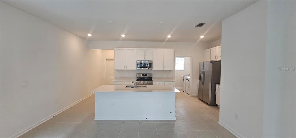 2557 Rider Rain Lane Apopka, FL 32703 - Photo 8 of 67