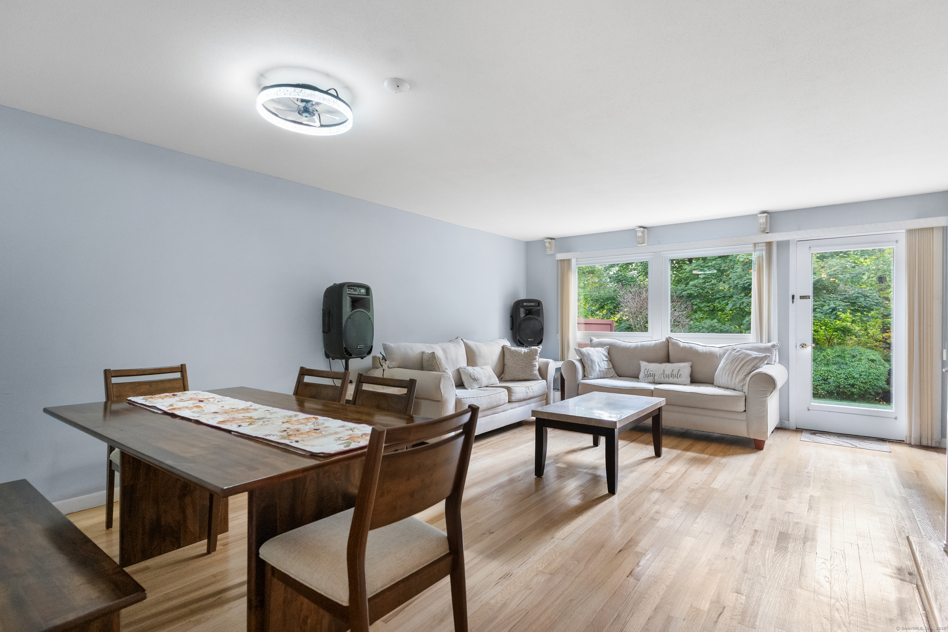 248 Centerbrook Road Hamden, CT 06518 - Photo 10 of 30 a living room with furniture and window