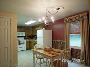 130 South Hillside Street Rutherfordton, NC 28139 - Photo 4 of 24