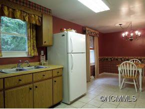130 South Hillside Street Rutherfordton, NC 28139 - Photo 10 of 24