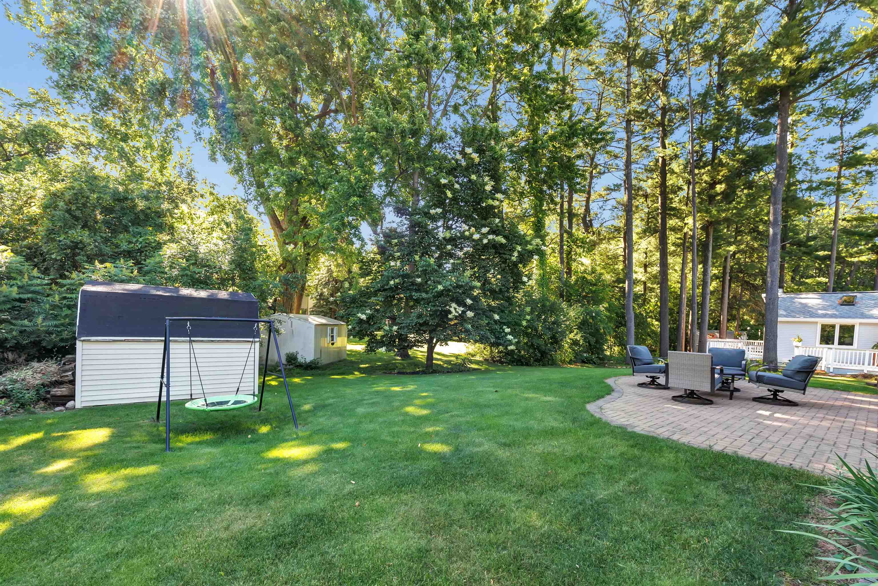 2035 South Point Road Green Bay, WI 54313 - Photo 28 of 36
