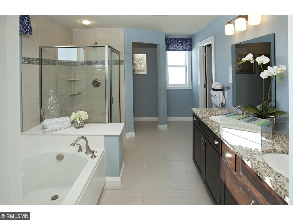 9263 Compass Pointe Road Woodbury, MN 55129 - Photo 8 of 24 Gallery Image 8