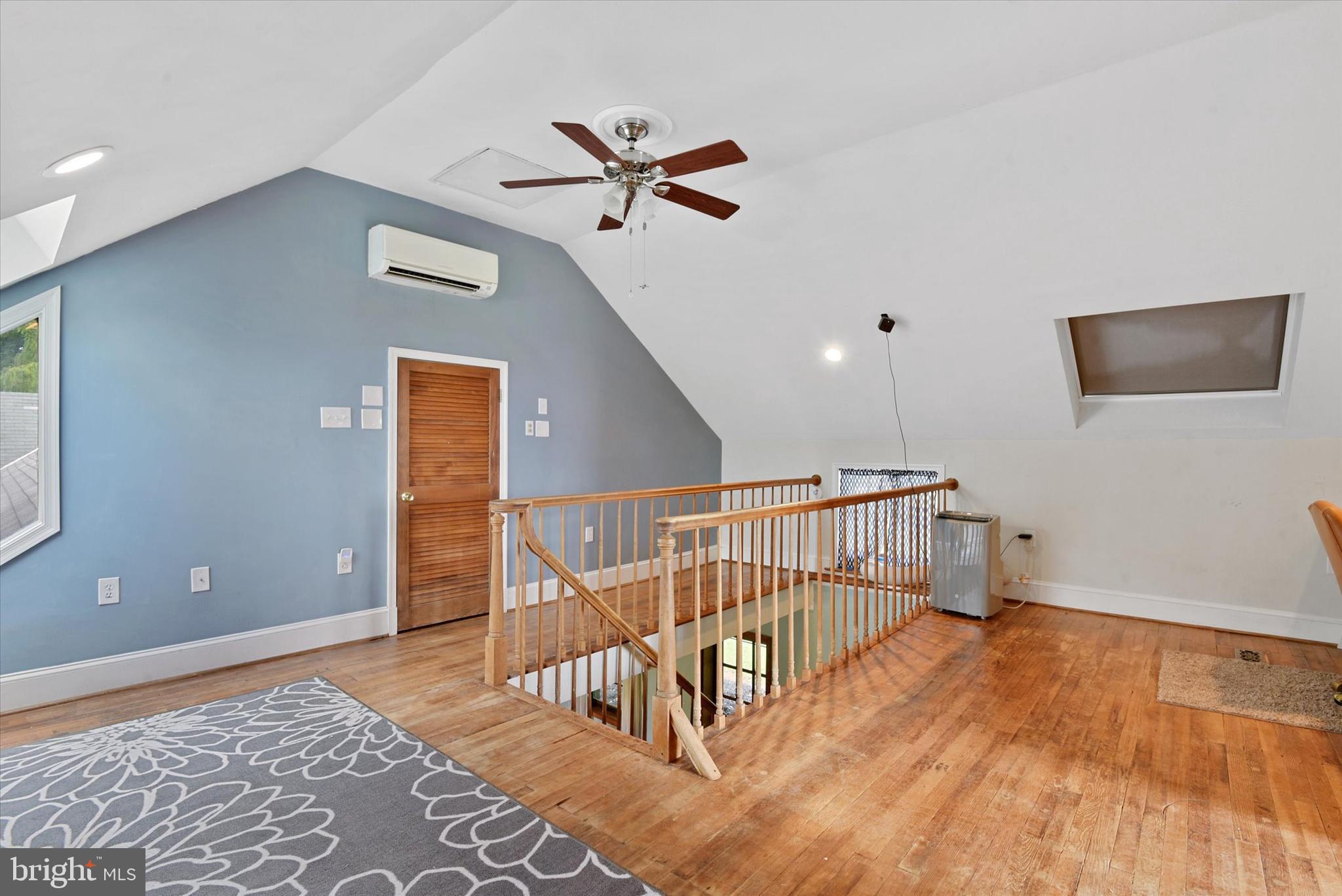 6953 Linganore Road Frederick, MD 21701 - Photo 15 of 42 HUGE BONUS space on upper level!