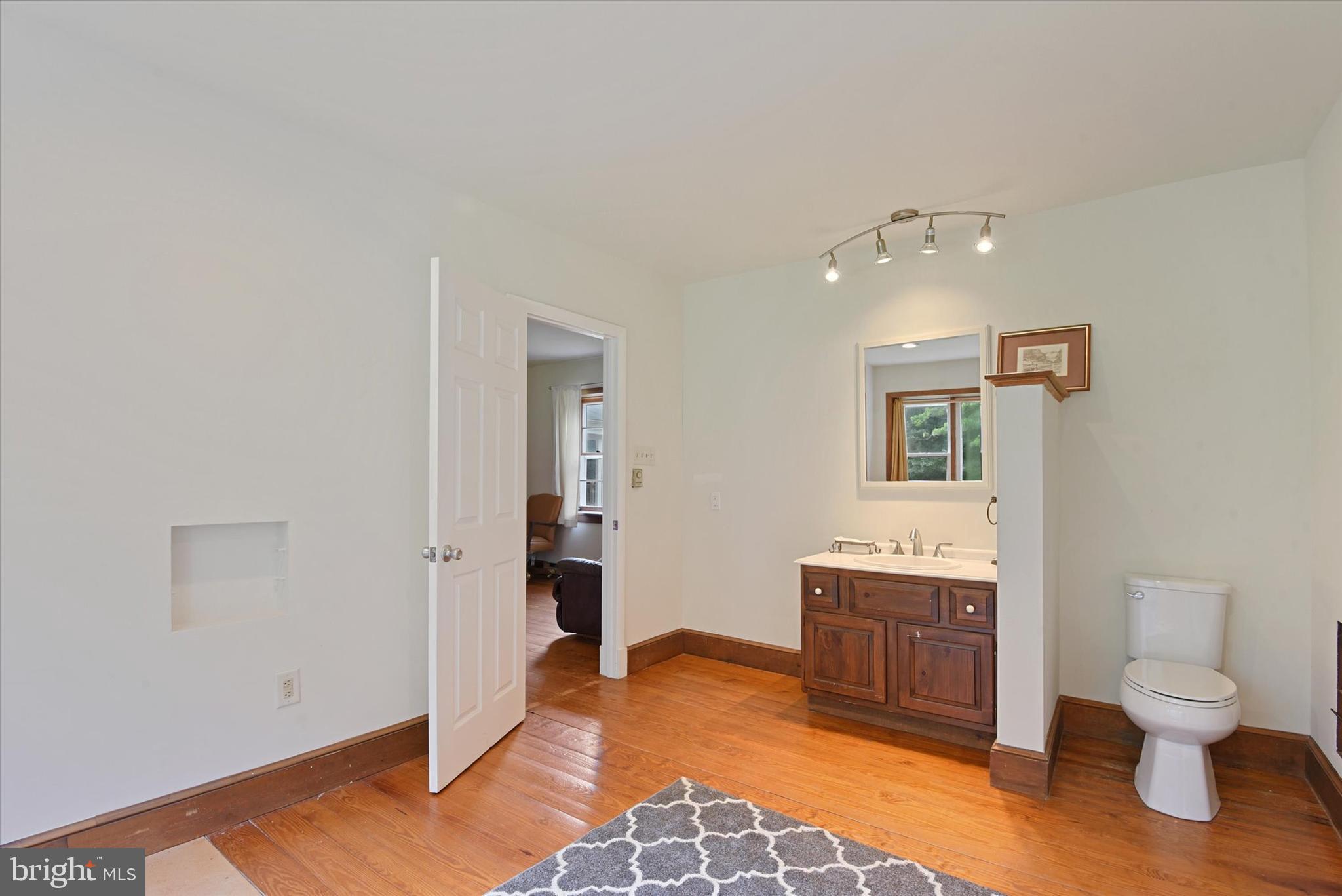 6953 Linganore Road Frederick, MD 21701 - Photo 31 of 42 1/2 Bath, adjacent to 3rd BR on main level