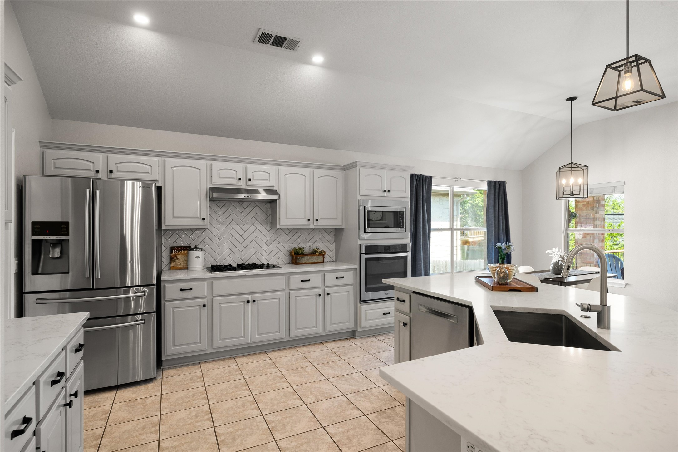 100 Stratton Court Austin, TX 78737 - Photo 13 of 38 All stainless-steel appliance, and the refrigerator conveys!