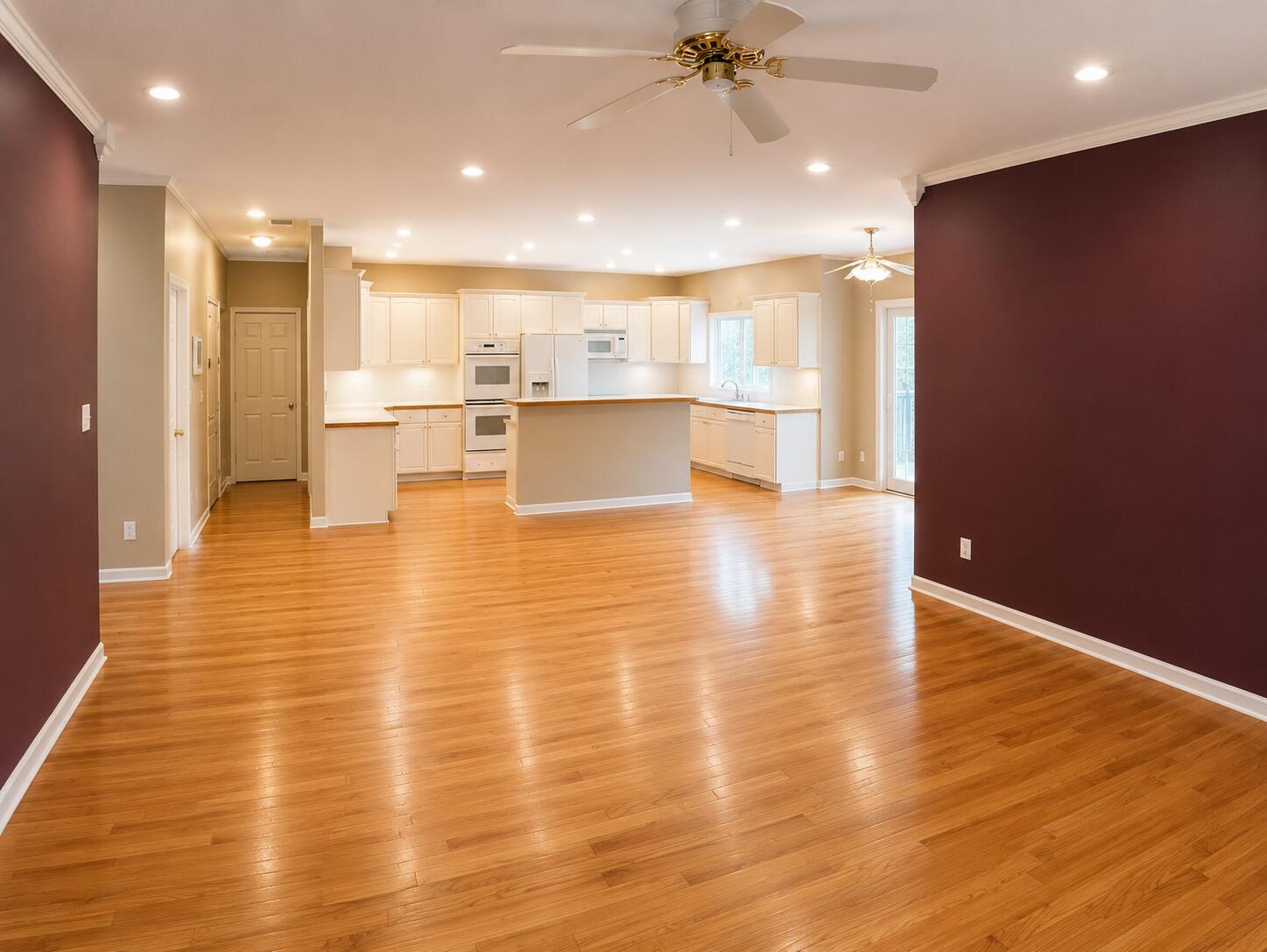 2016 Timberlake Road Branson, MO 65616 - Photo 24 of 75 Family Room