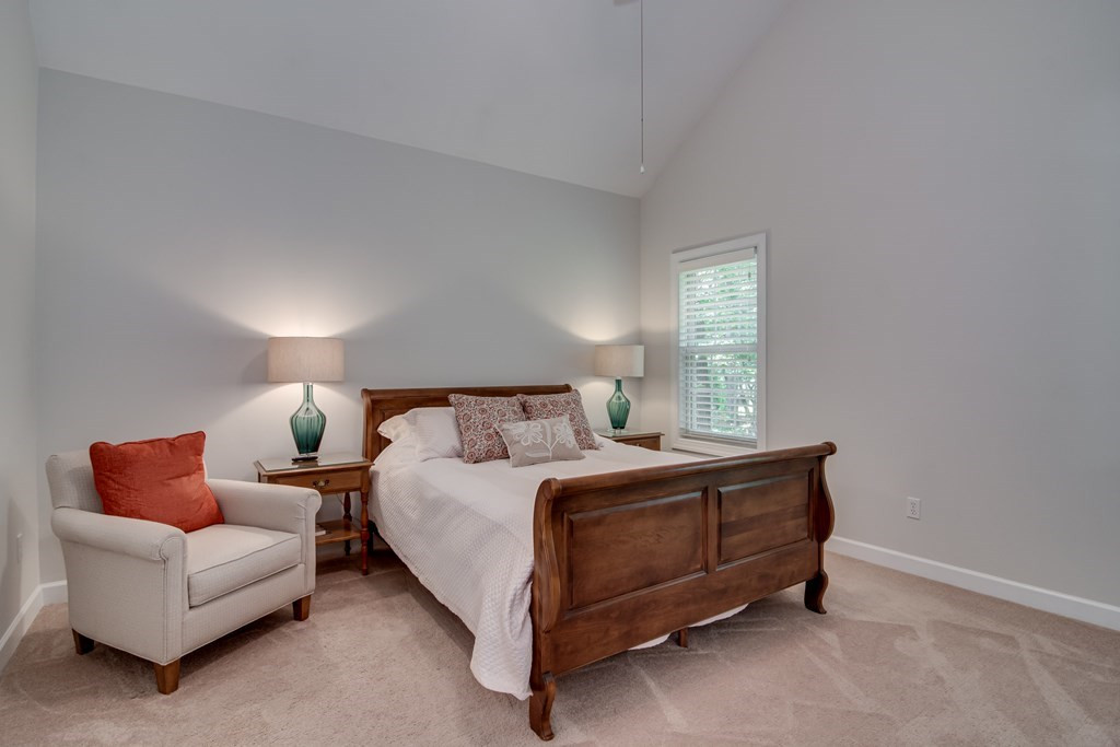 214 Boxwood Road Aiken, SC 29803 - Photo 13 of 26 Owners Suite