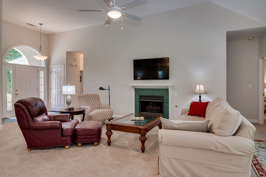 214 Boxwood Road Aiken, SC 29803 - Photo 4 of 26 Great Room