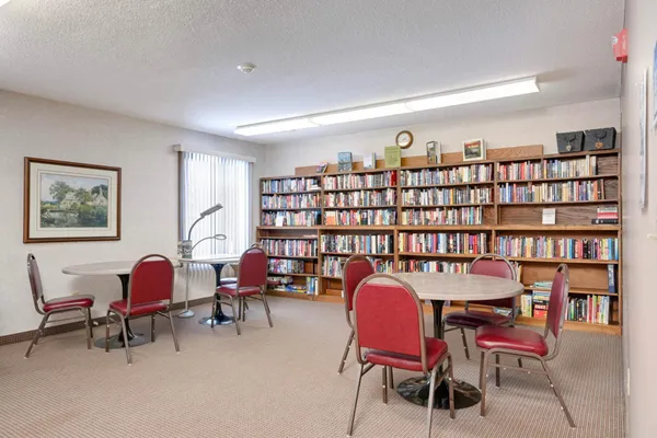 $189,900 | 7500 Cahill Road, Unit 308C, Edina, MN 55439