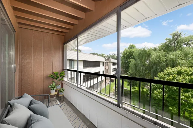 $189,900 | 7500 Cahill Road, Unit 308C, Edina, MN 55439