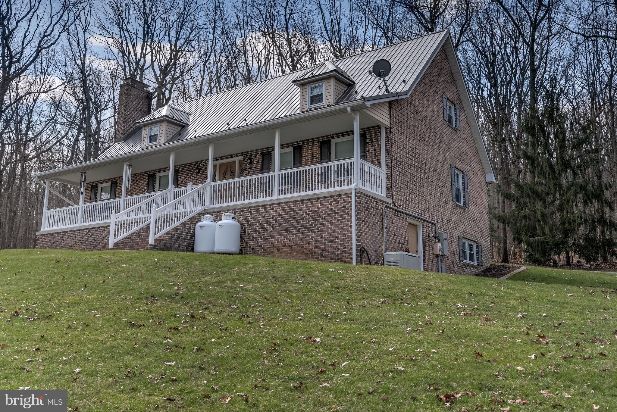688 Lynes Road Dillsburg, PA 17019 - Photo 4 of 39 Gallery Image 4