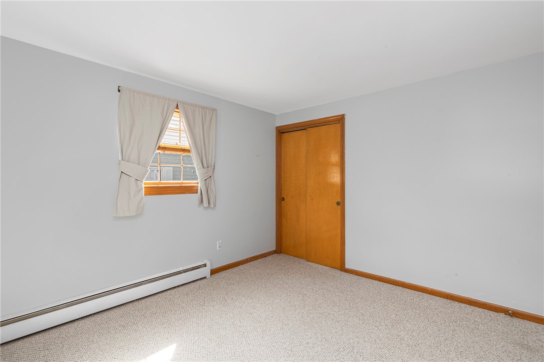 33 Scarborough Road Cumberland, RI 02864 - Photo 13 of 25