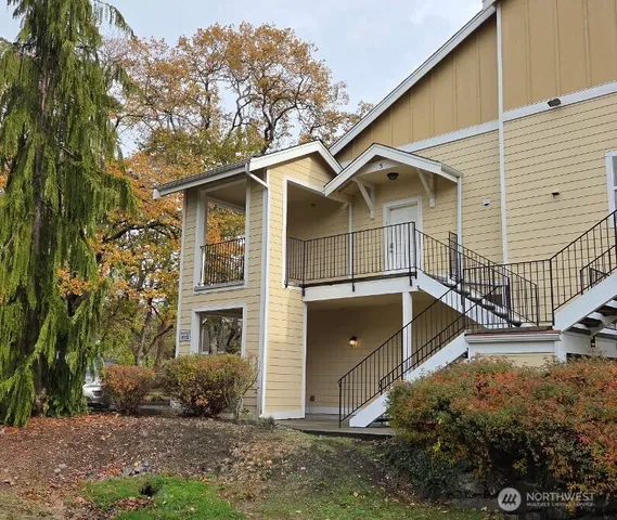 $337,500 | 8113 Custer Road Southwest, Unit E5, Lakewood, WA 98499