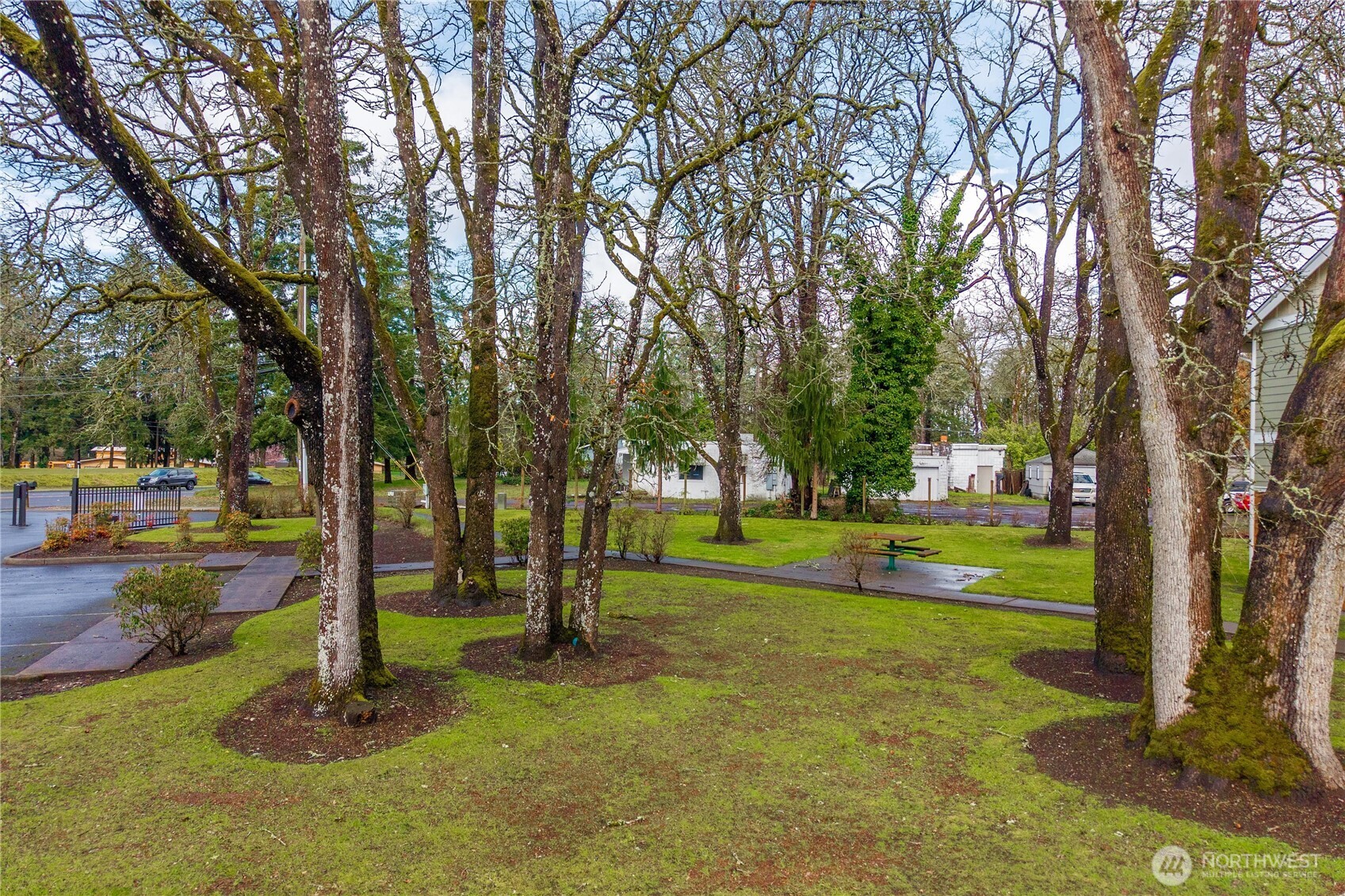 8113 Custer Road Southwest, Unit E5 Lakewood, WA 98499 - Photo 20 of 29