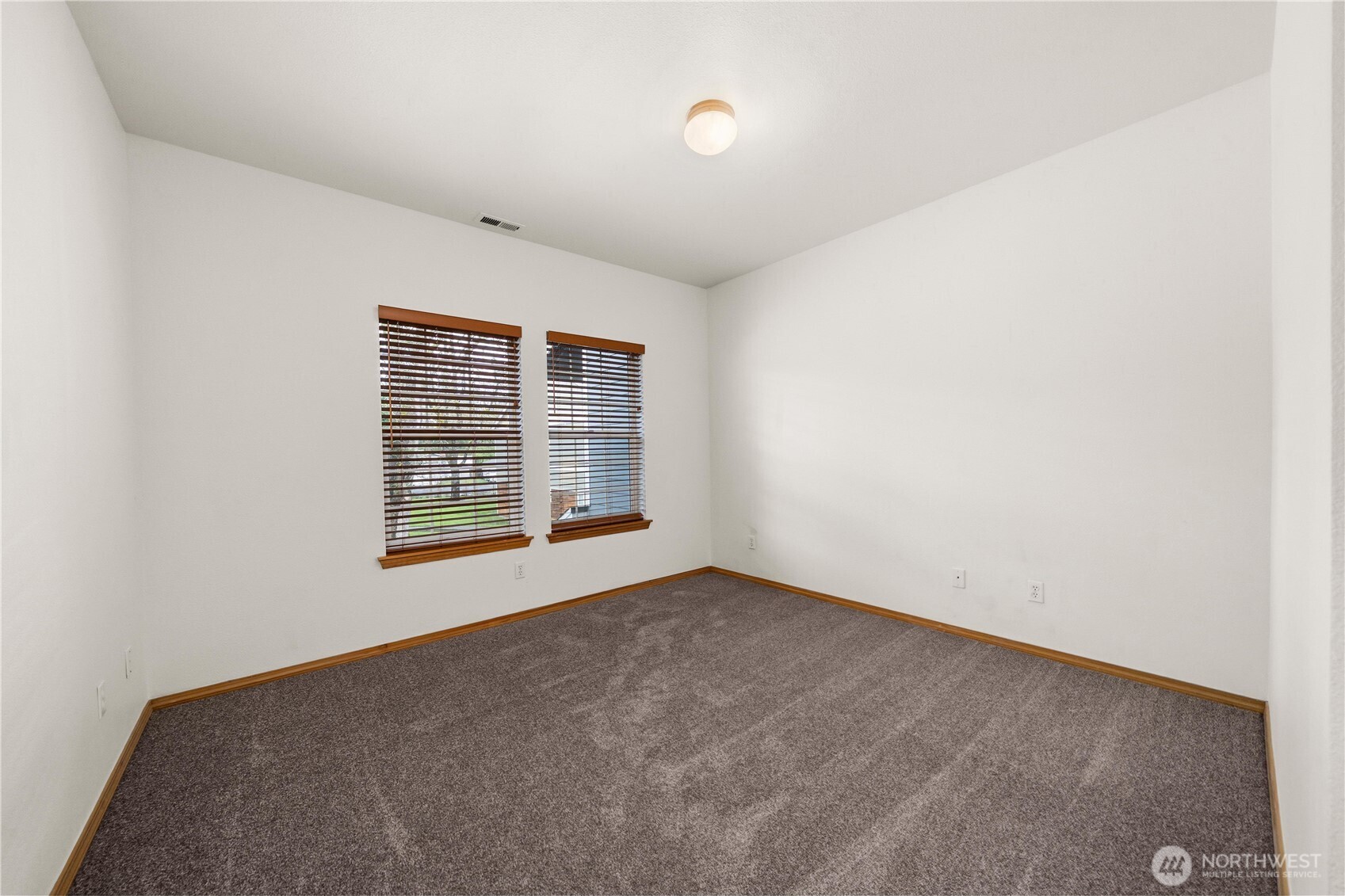 8113 Custer Road Southwest, Unit E5 Lakewood, WA 98499 - Photo 29 of 29