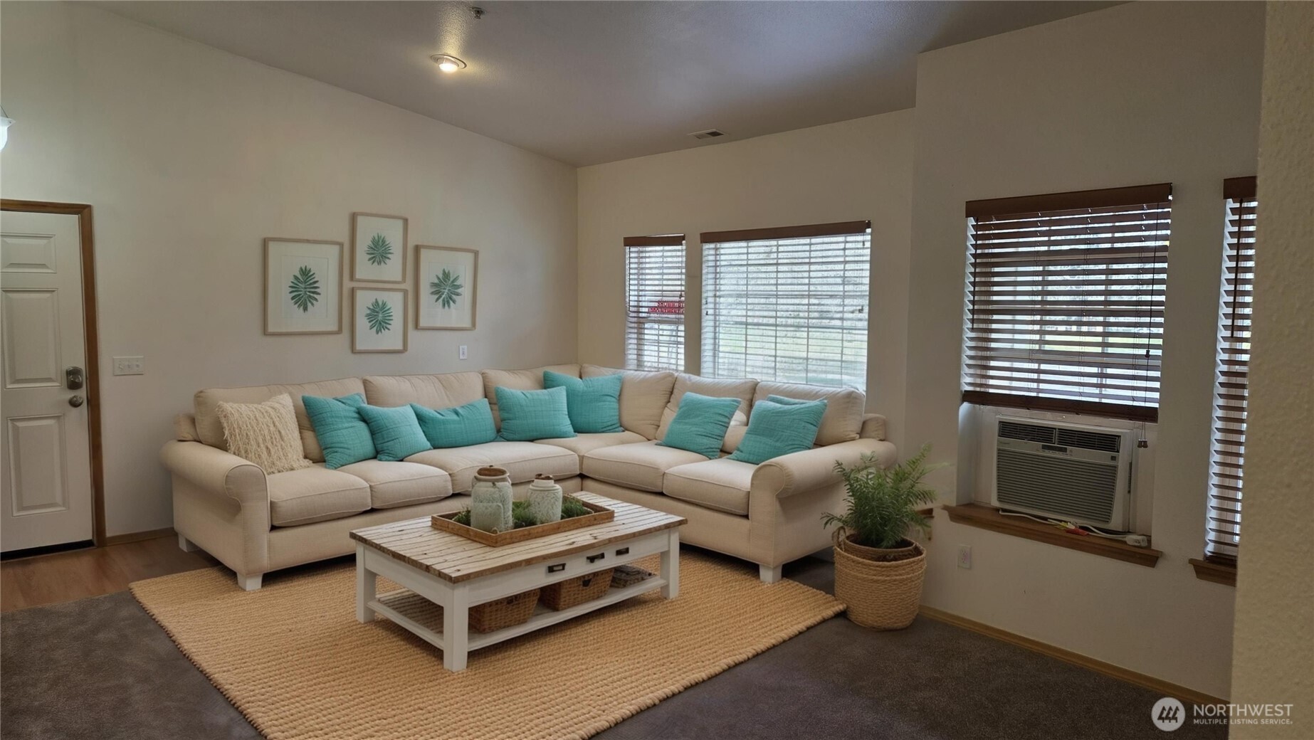 8113 Custer Road Southwest, Unit E5 Lakewood, WA 98499 - Photo 4 of 29
