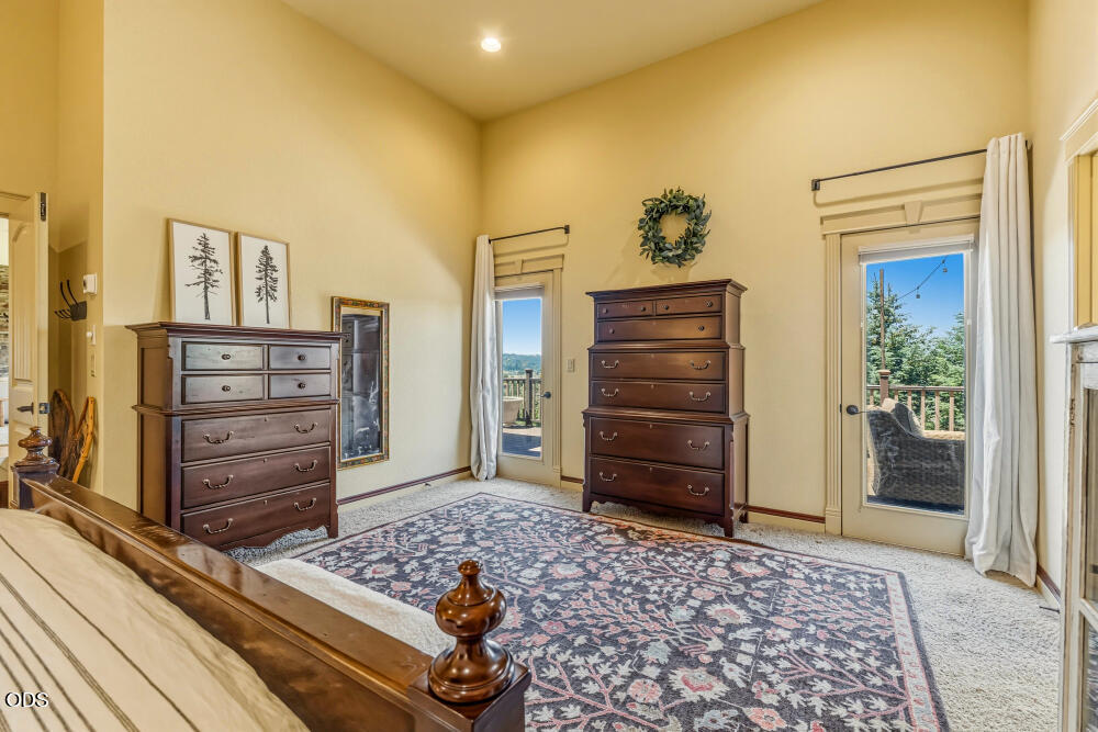 1354 Ridgecrest Drive Klamath Falls, OR 97601 - Photo 11 of 45
