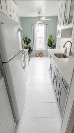 $2,950 | 305 Sixth Avenue, Unit 2A, Pelham, NY 10803