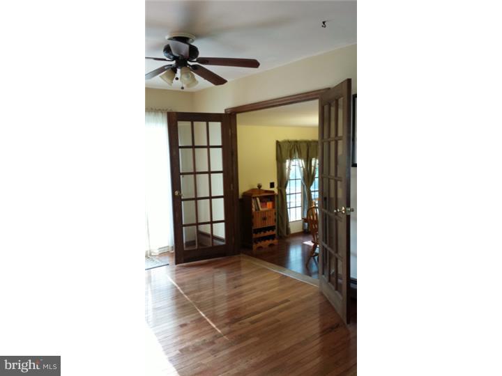 515 Fairview Road Glassboro, NJ 08028 - Photo 9 of 20 Dining Room