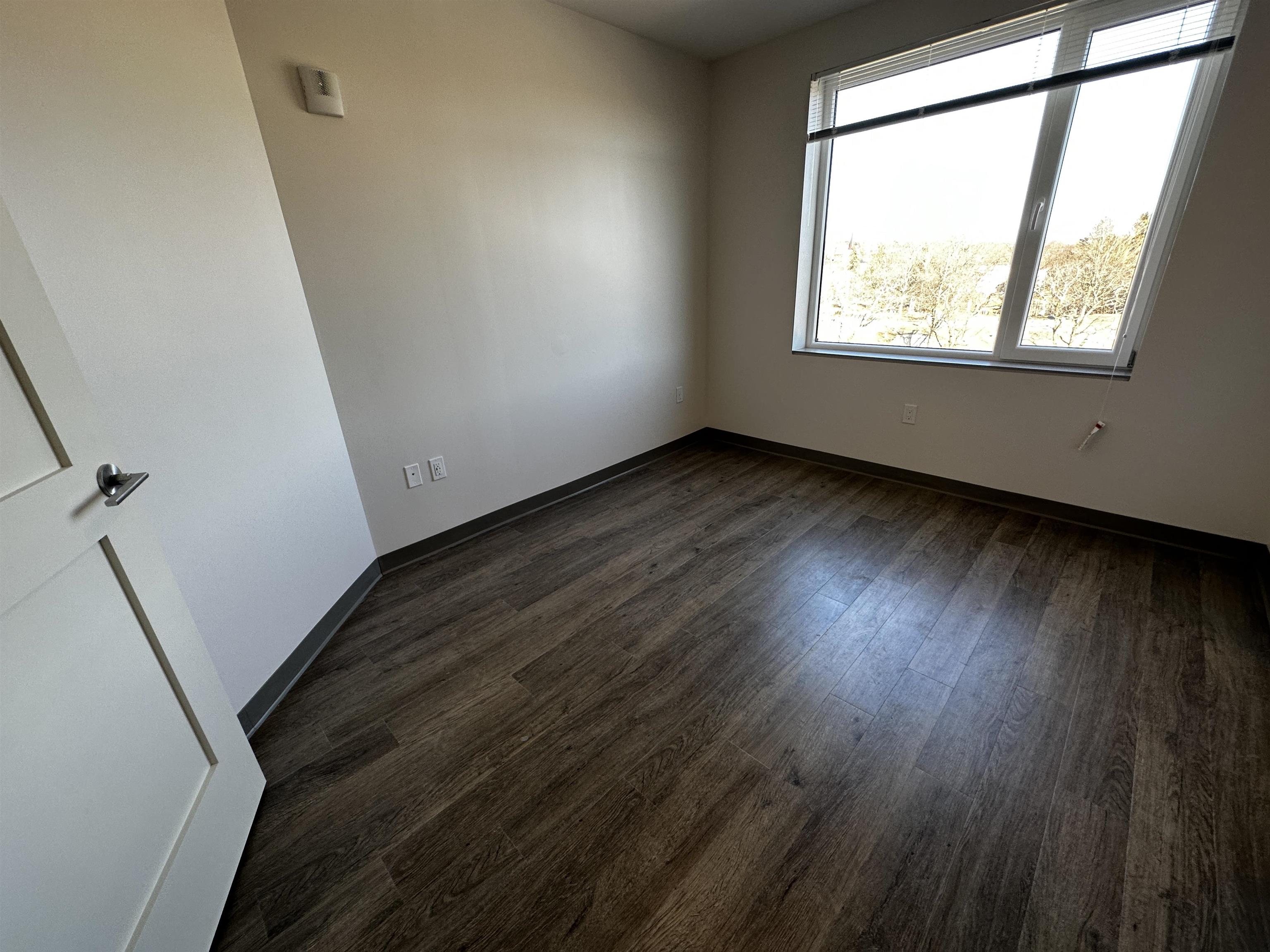 409 Elm Street, Unit 601 Manchester, NH 03101 - Photo 23 of 39