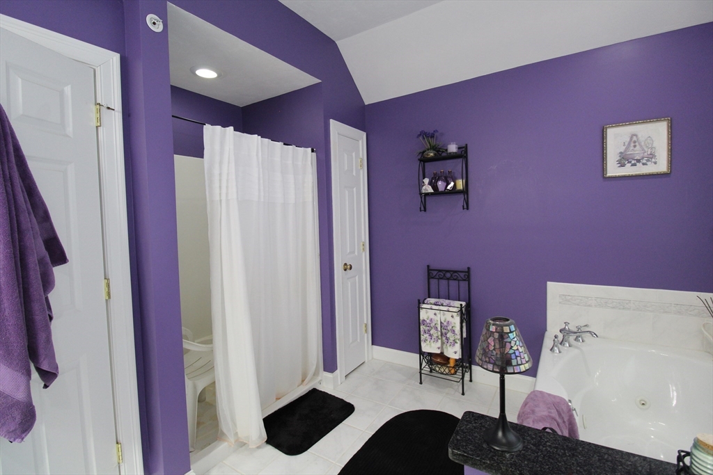 19 Peachey Circle, Unit 19 Middleton, MA 01949 - Photo 16 of 25