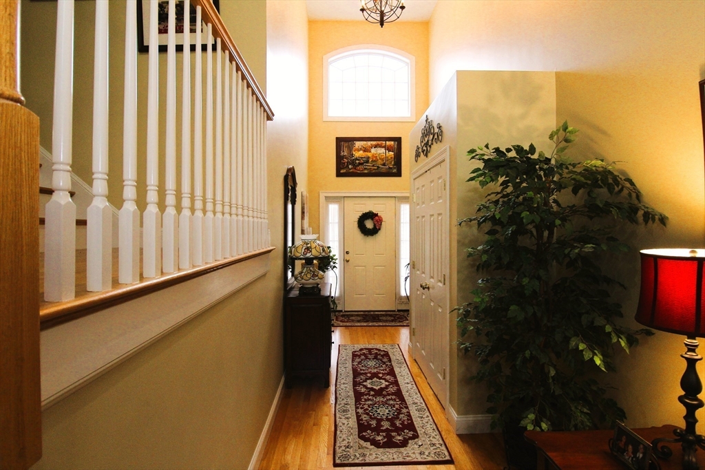 19 Peachey Circle, Unit 19 Middleton, MA 01949 - Photo 2 of 25