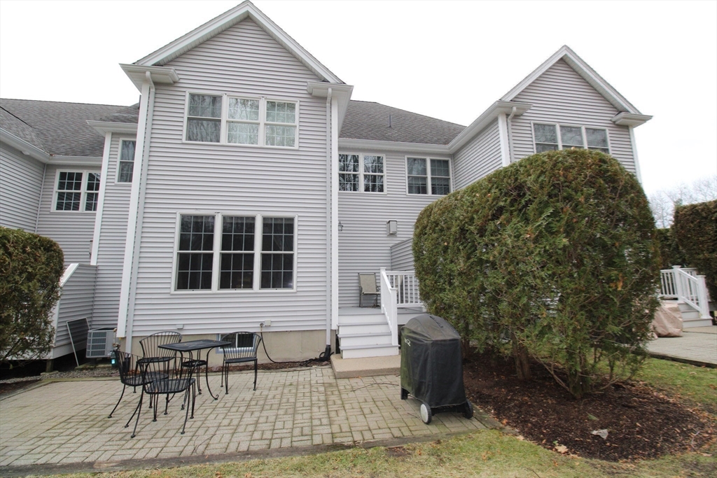 19 Peachey Circle, Unit 19 Middleton, MA 01949 - Photo 24 of 25