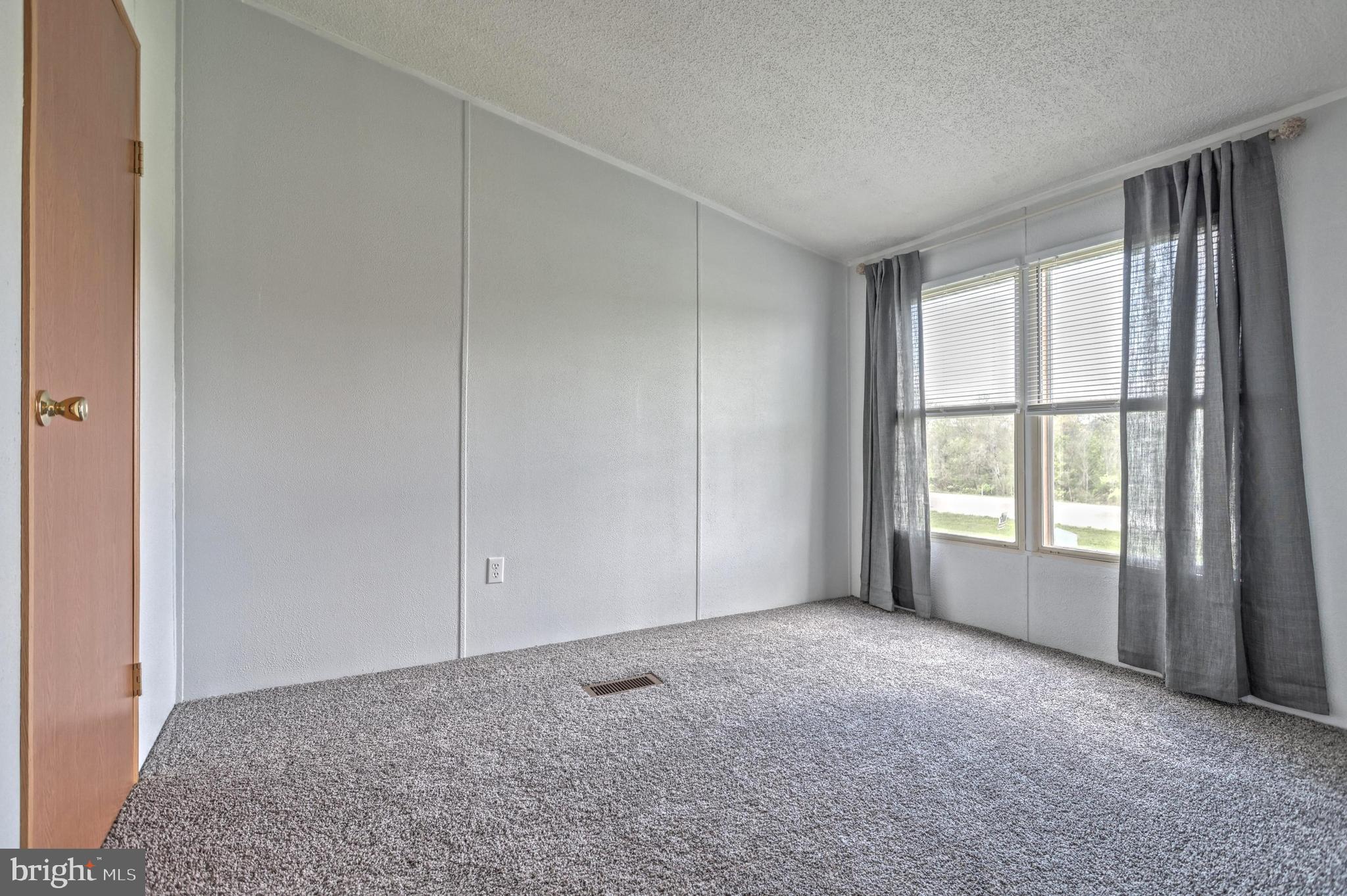 2640 Municipal Road Dover, PA 17315 - Photo 11 of 29 Gallery Image 11