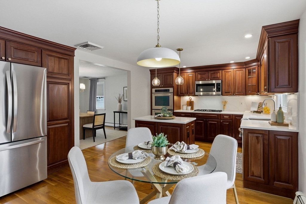 15 Belmont Road Wakefield, MA 01880 - Photo 11 of 40