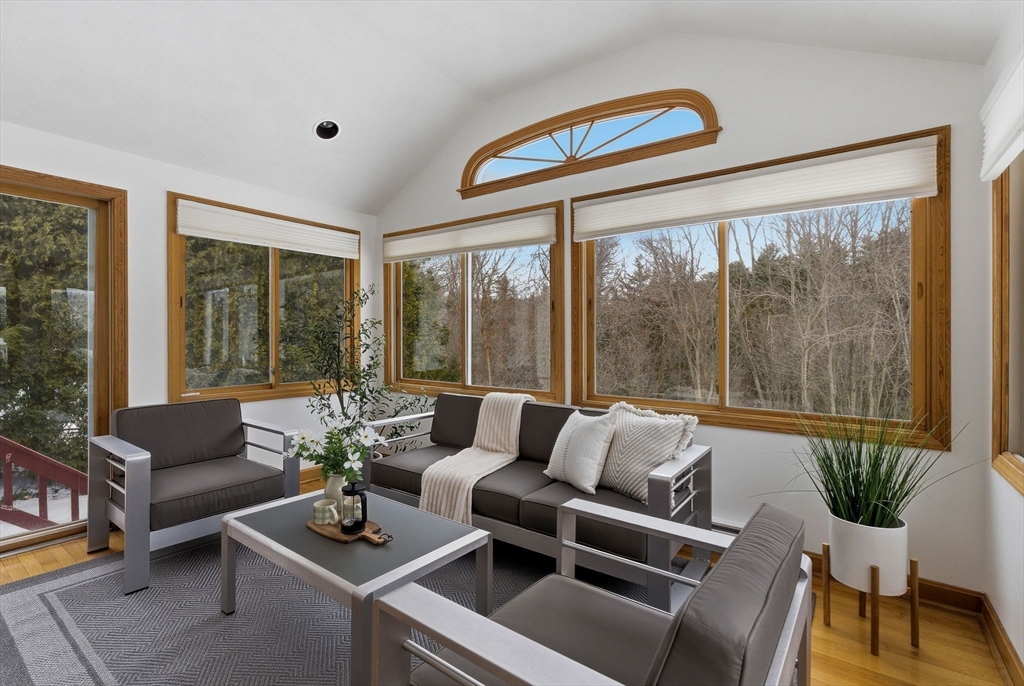 15 Belmont Road Wakefield, MA 01880 - Photo 17 of 40