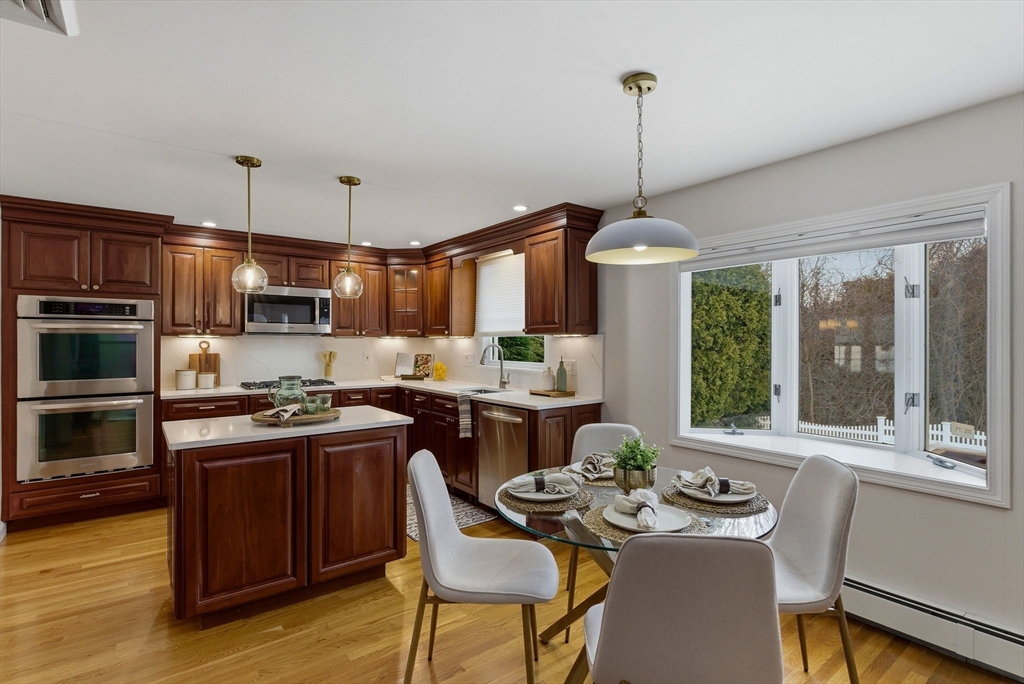 15 Belmont Road Wakefield, MA 01880 - Photo 10 of 40