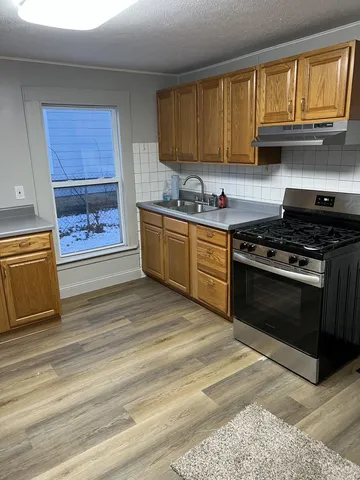 $185,000 | 814 West Mill Street, Bloomington, IL 61701