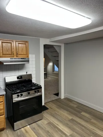 $185,000 | 814 West Mill Street, Bloomington, IL 61701