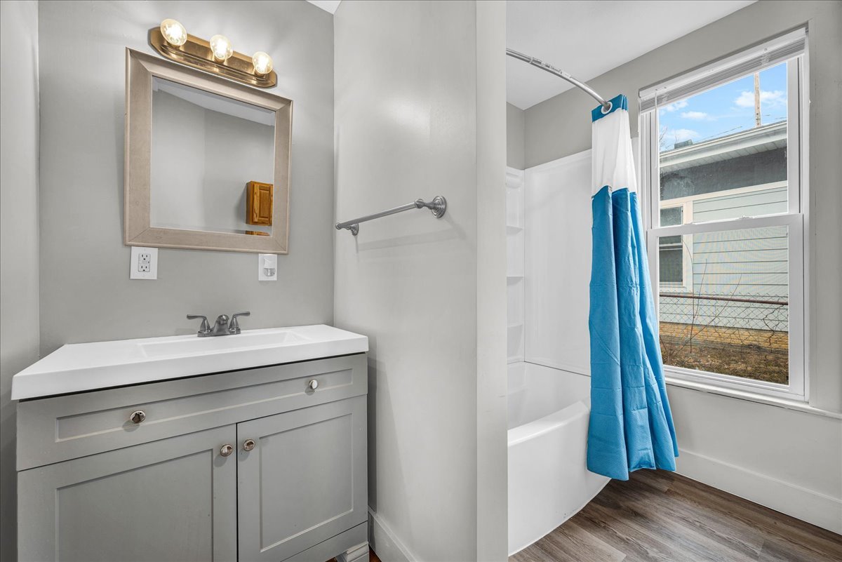 814 West Mill Street Bloomington, IL 61701 - Photo 17 of 35