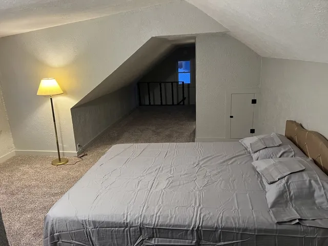 $185,000 | 814 West Mill Street, Bloomington, IL 61701