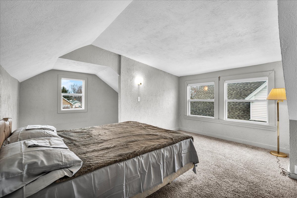 814 West Mill Street Bloomington, IL 61701 - Photo 20 of 35