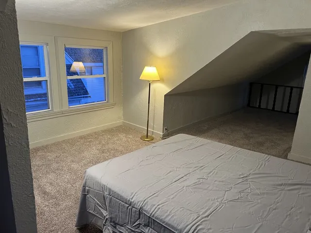 $185,000 | 814 West Mill Street, Bloomington, IL 61701