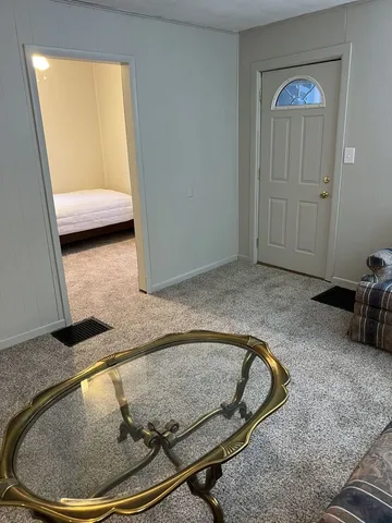 $185,000 | 814 West Mill Street, Bloomington, IL 61701