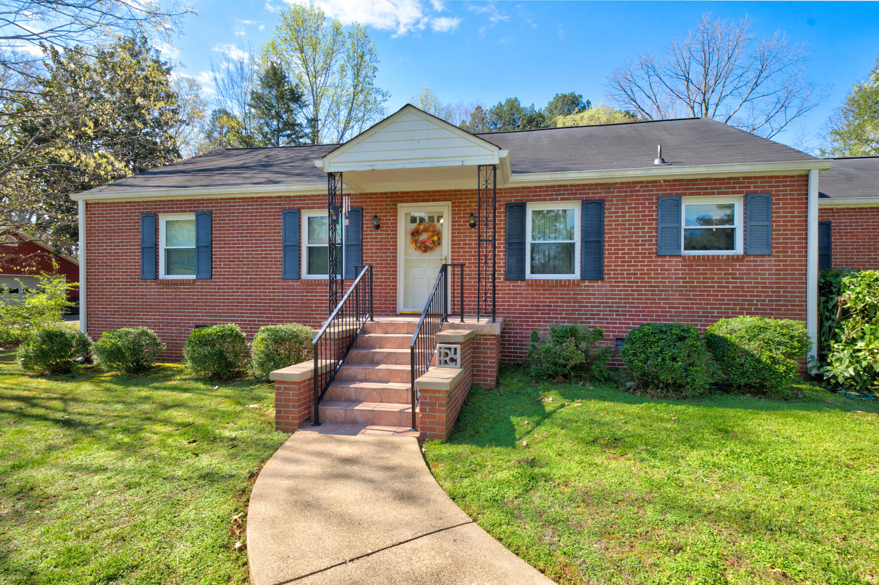 306 Bass Road Chattanooga, TN 37421 - Photo 1 of 32 306 Bass Road
