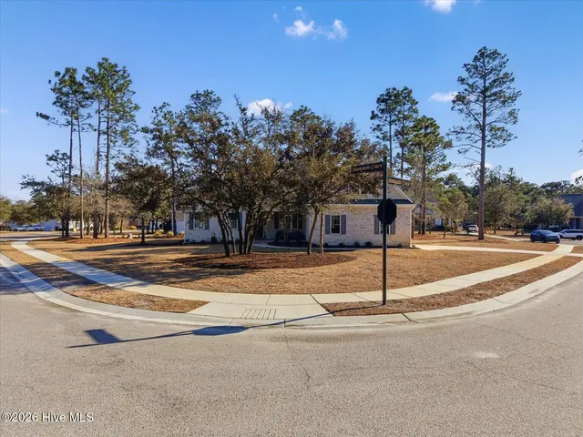 $725,000 | 23 Stonegate Circle, Hampstead, NC 28443