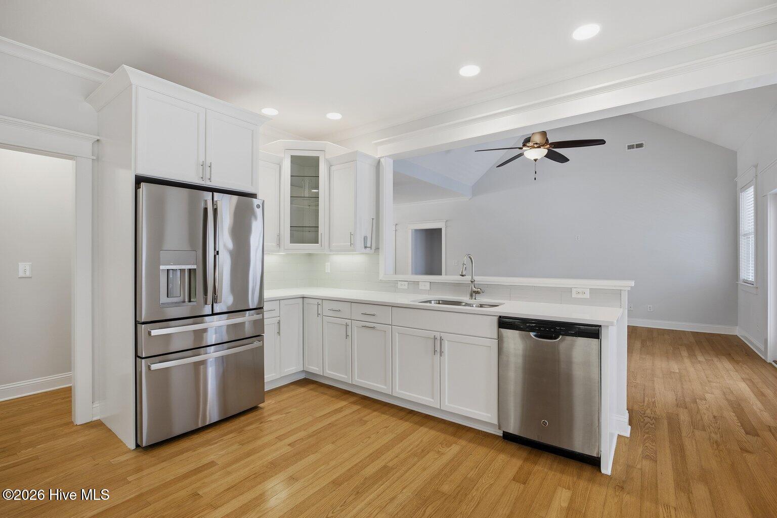 23 Stonegate Circle Hampstead, NC 28443 - Photo 29 of 69 New Stainless Steel Refrigerator