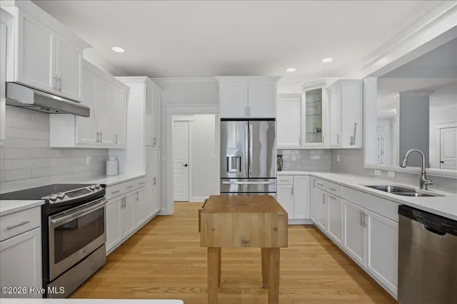 $725,000 | 23 Stonegate Circle, Hampstead, NC 28443