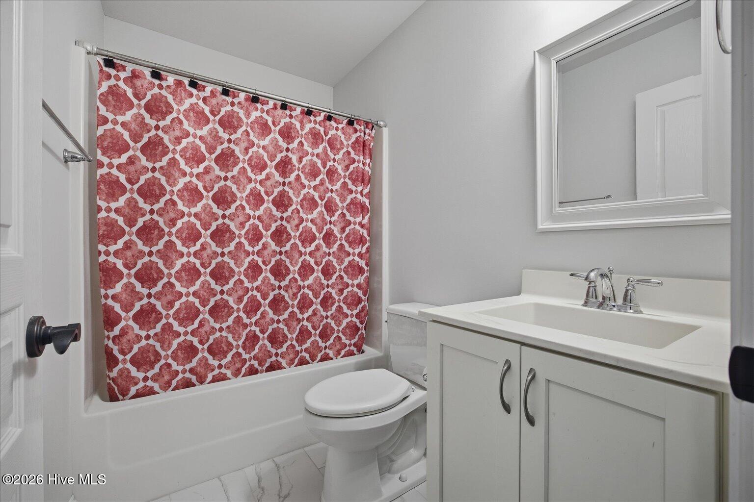 23 Stonegate Circle Hampstead, NC 28443 - Photo 39 of 64 2nd Floor Bathroom #3