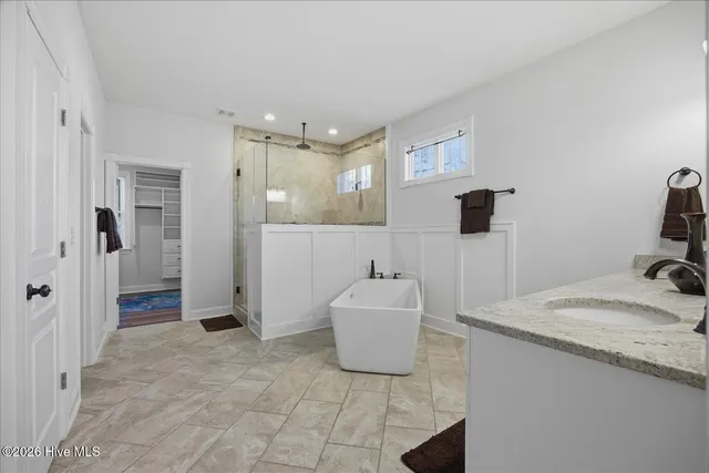 $725,000 | 23 Stonegate Circle, Hampstead, NC 28443