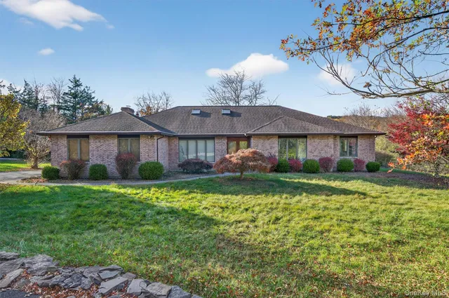 $699,000 | 220 Oxford Road, Chester, NY 10918