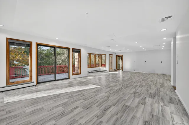 $699,000 | 220 Oxford Road, Chester, NY 10918