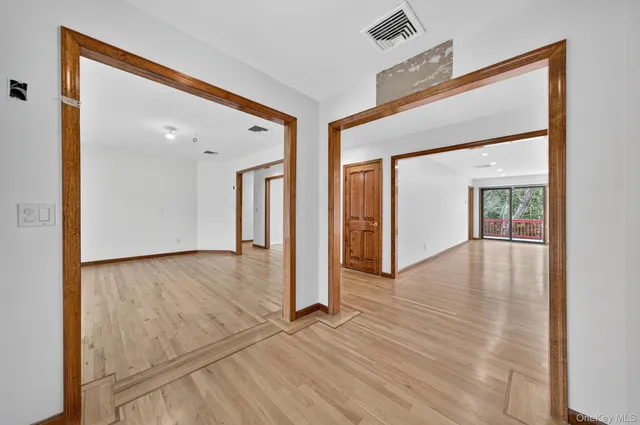 $699,000 | 220 Oxford Road, Chester, NY 10918