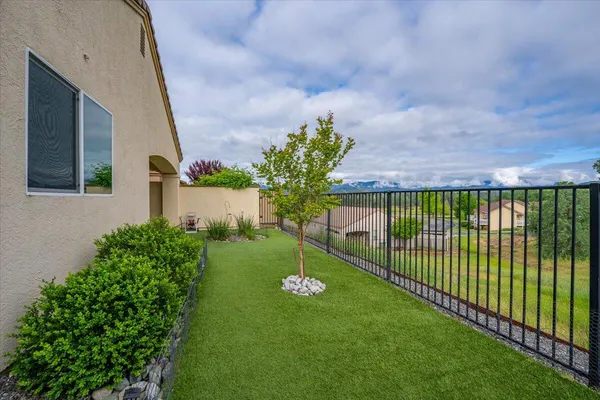 $473,500 | 6126 Lucca Trail, Redding, CA 96003